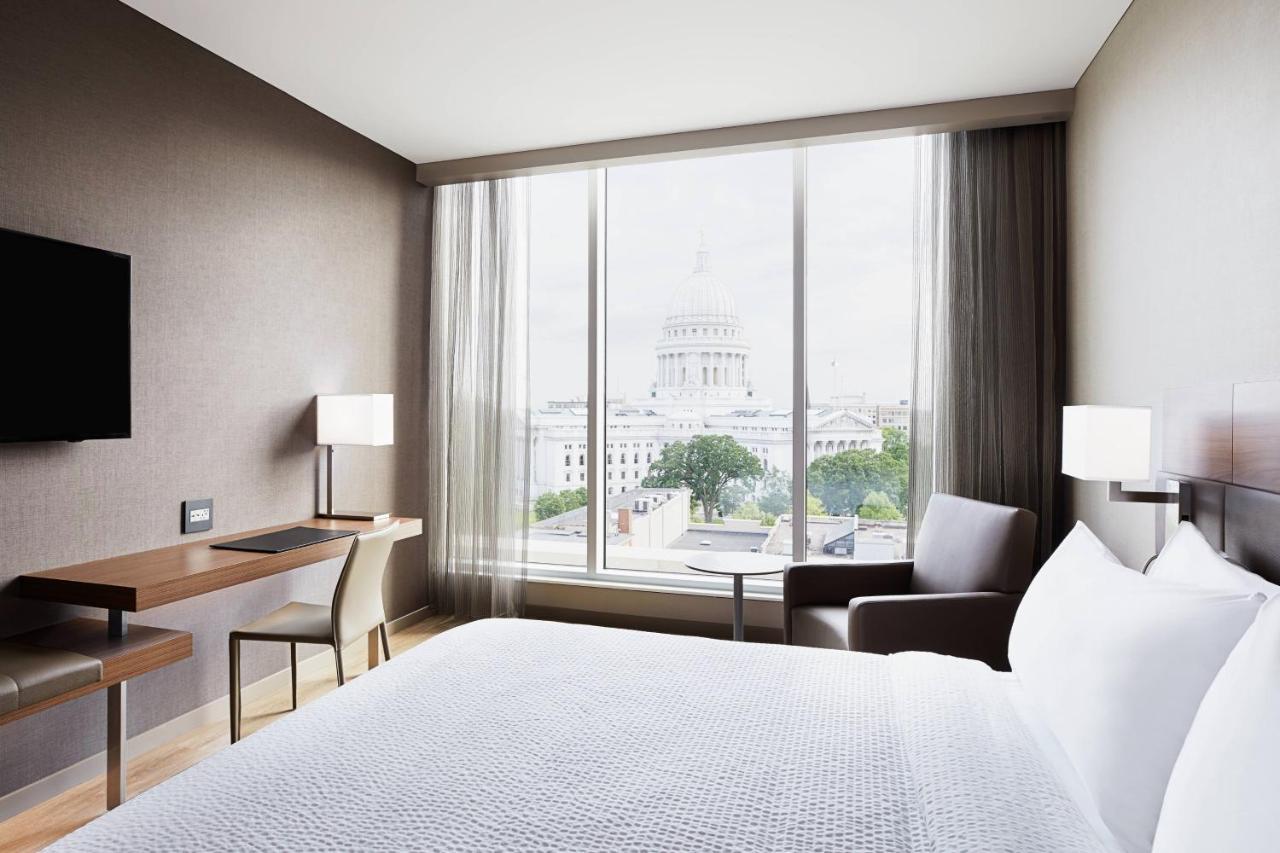 Hotel Ac By Marriott Downtown 4*
