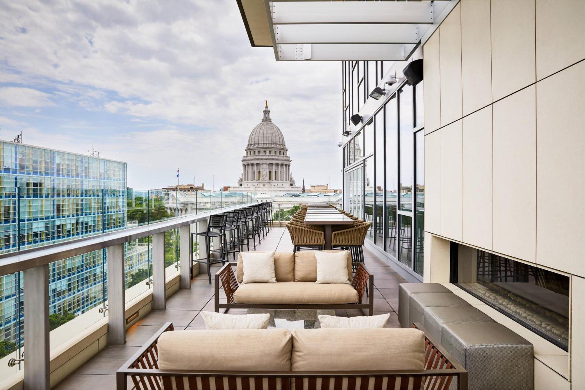 Ac By Marriott Downtown 4*
