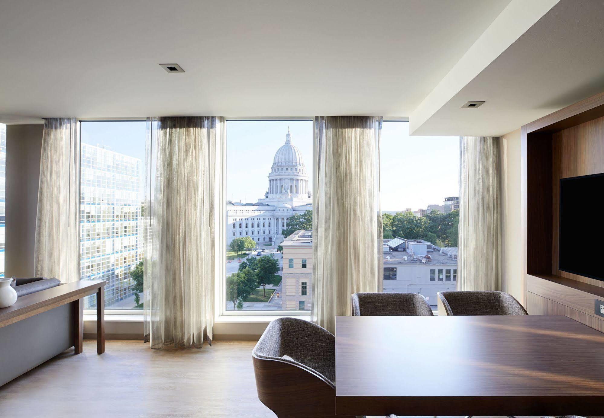 Hotel Ac By Marriott Downtown